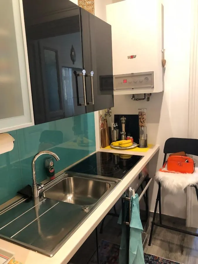 Apartment Gute Laune-Good Mood Vienna 0*,