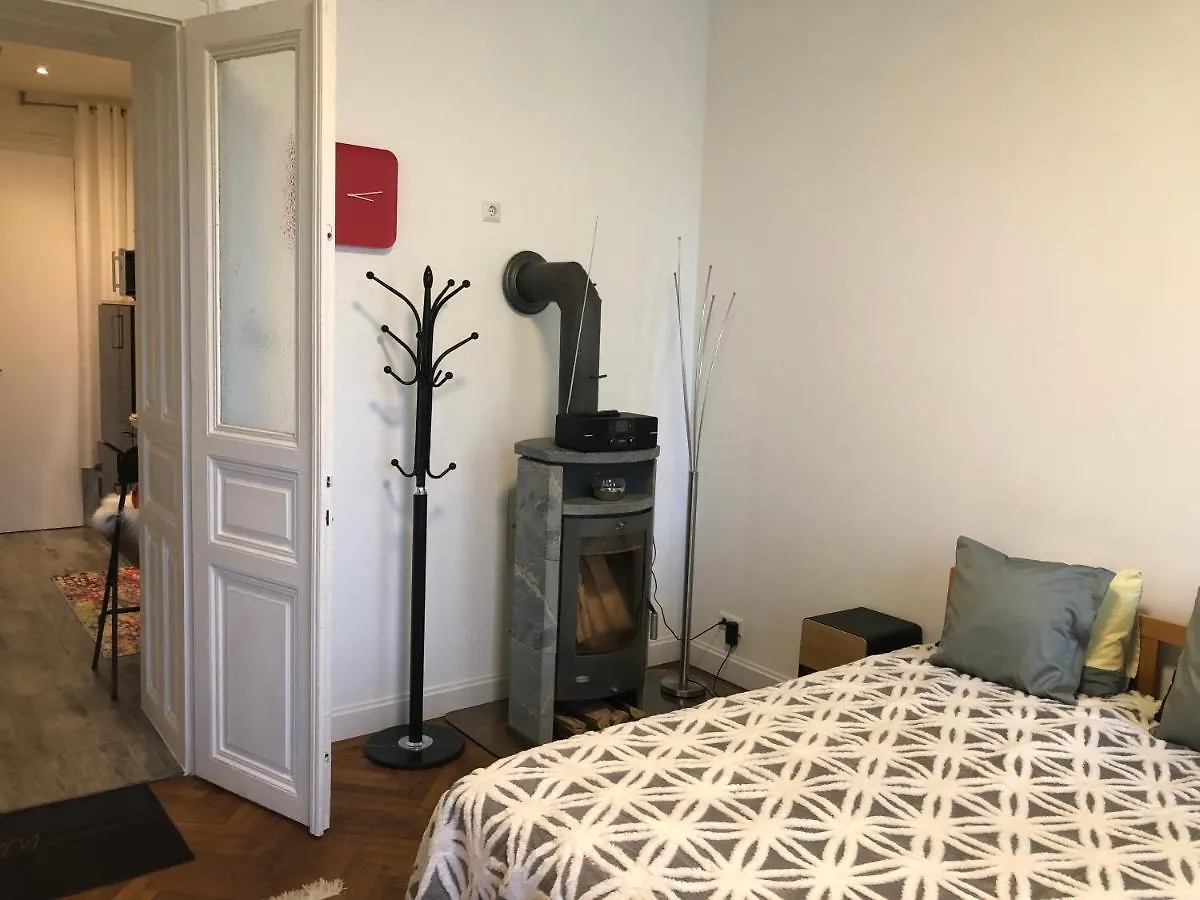 Apartment Gute Laune-Good Mood Vienna